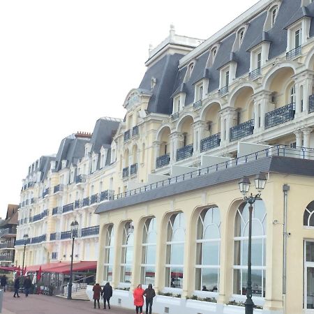 Chez Edwige A Cabourg Thalasso Plage Wifi المظهر الخارجي الصورة