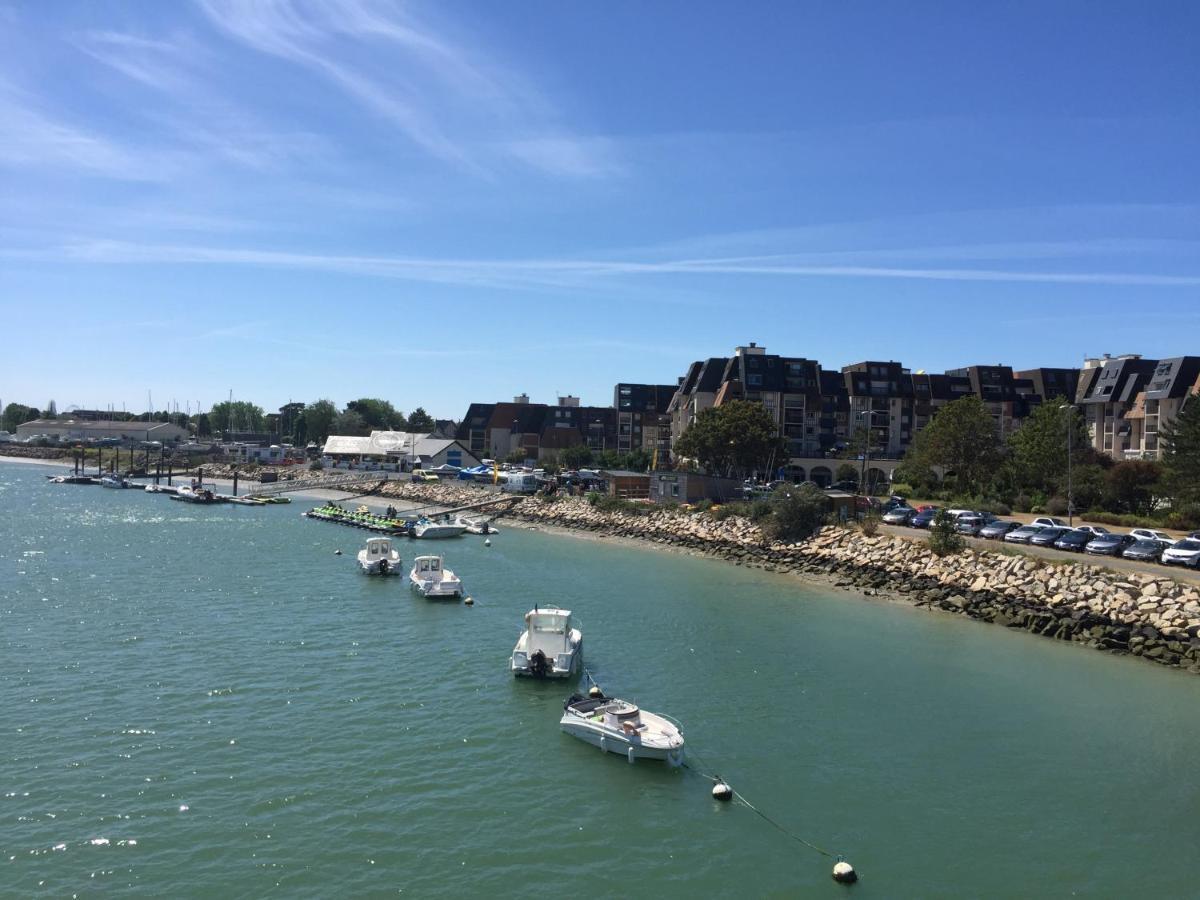Chez Edwige A Cabourg Thalasso Plage Wifi المظهر الخارجي الصورة