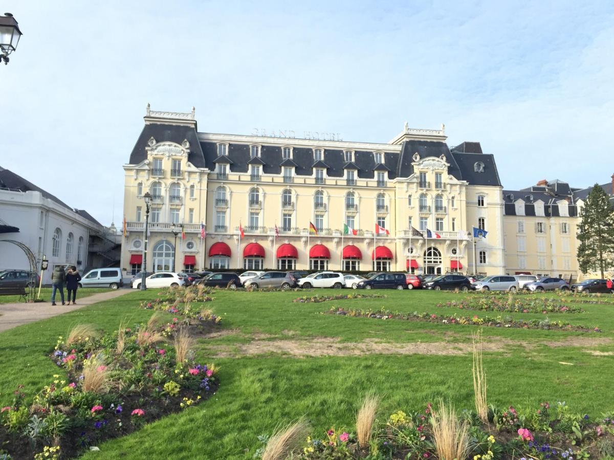 Chez Edwige A Cabourg Thalasso Plage Wifi المظهر الخارجي الصورة
